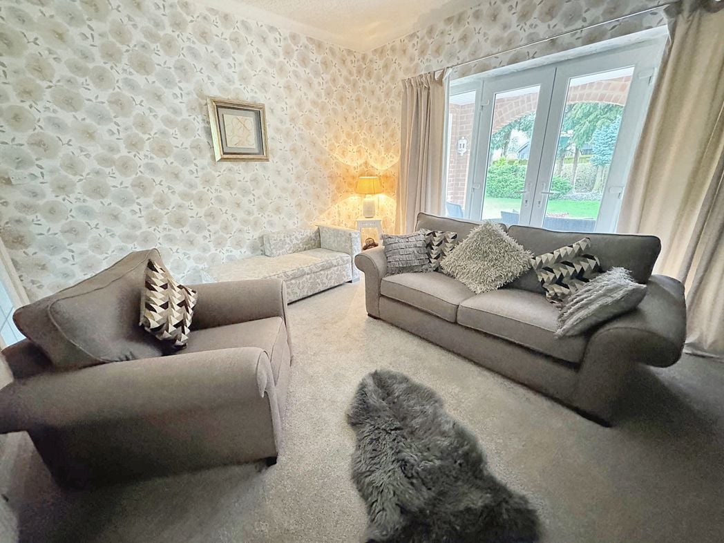 Property image 24 of 37