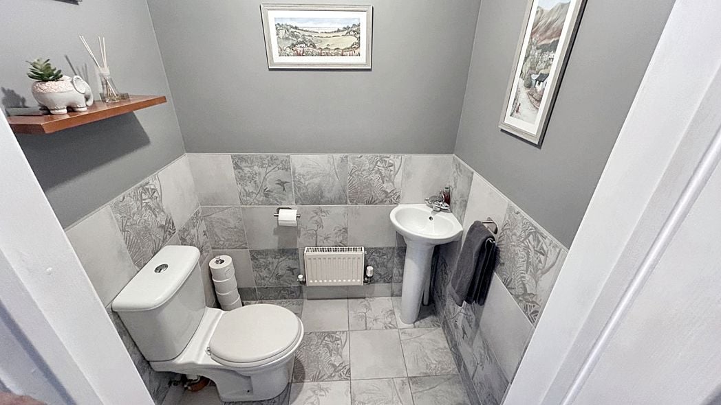 Property image 7 of 37