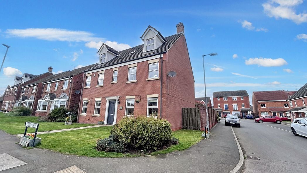 Property image 34 of 37