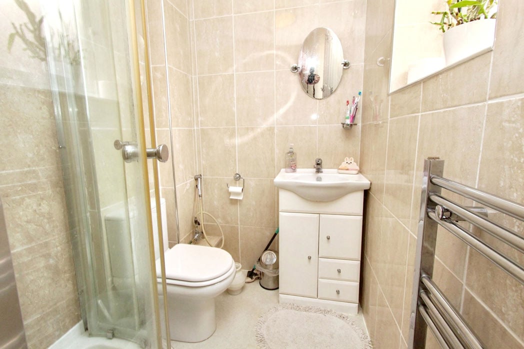 Ground Floor WC/Shower