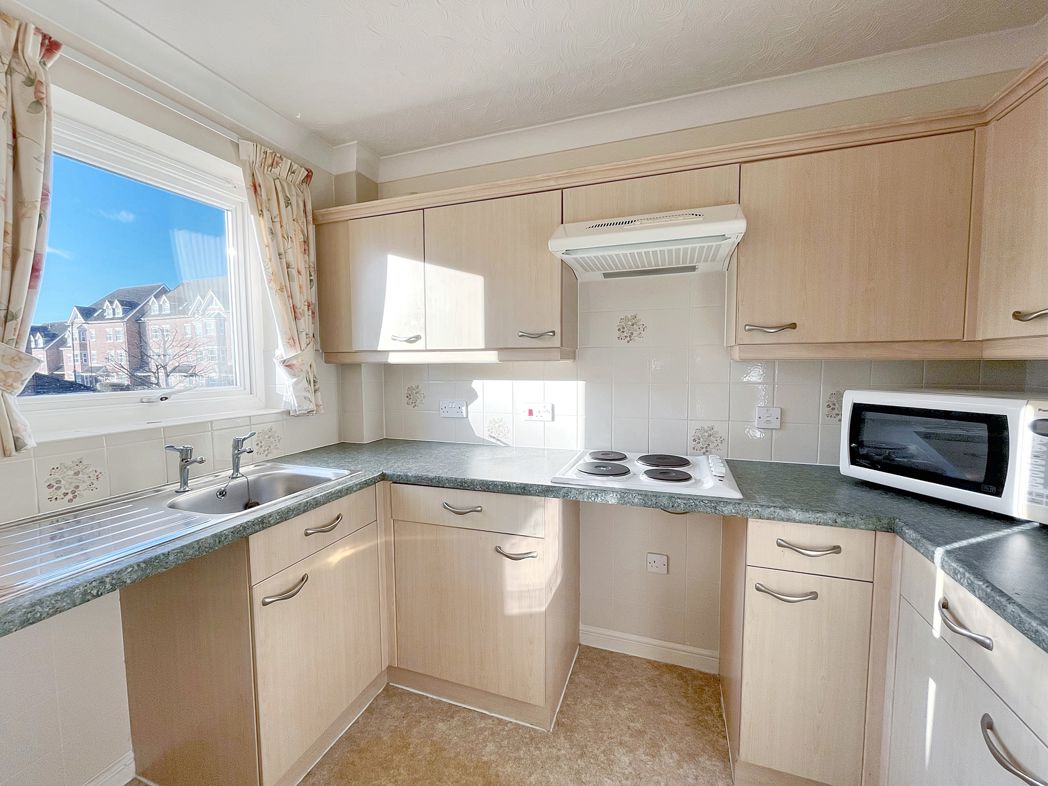 Property image 3 of 13