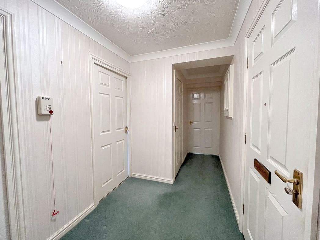 Property image 5 of 13