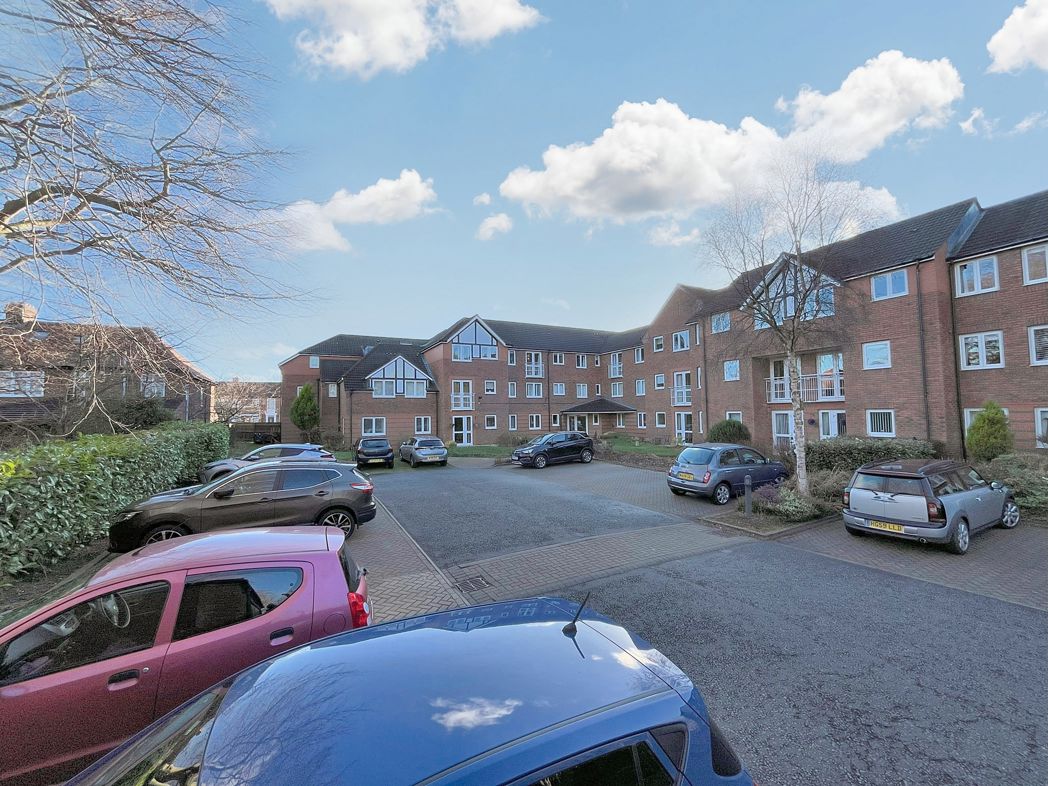 Property image 11 of 13