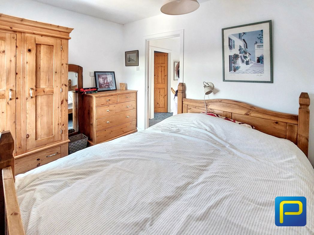 Property image 20 of 25