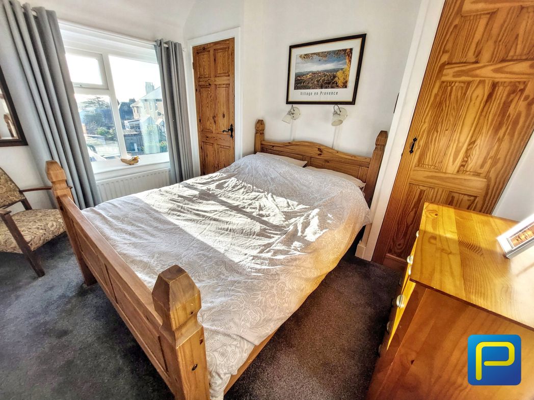 Property image 16 of 25