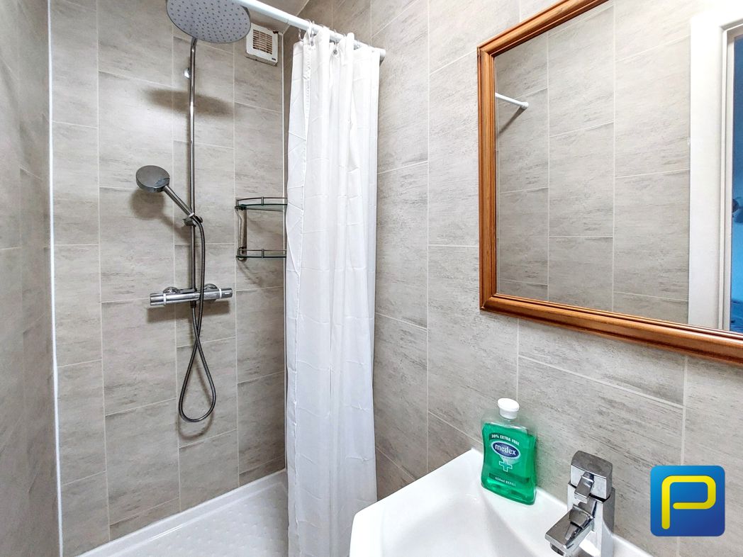 Property image 7 of 25