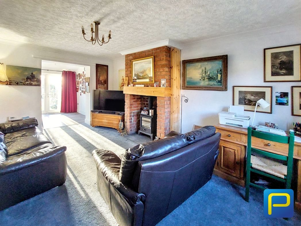Property image 8 of 25