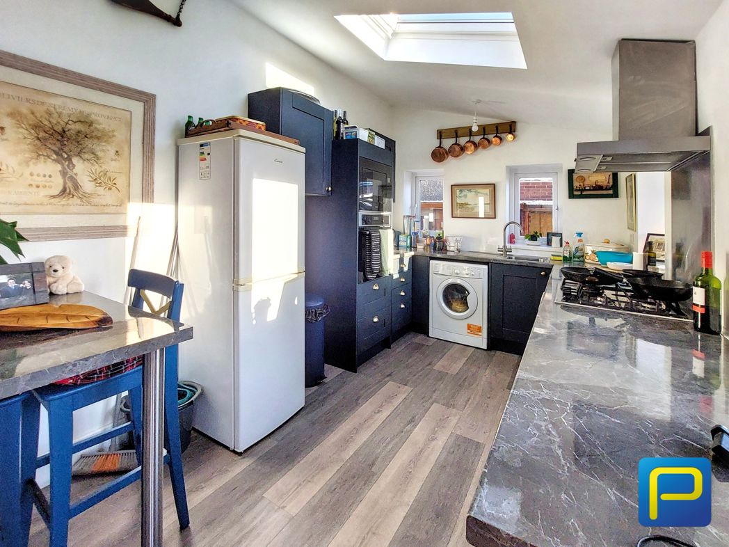 Property image 12 of 25