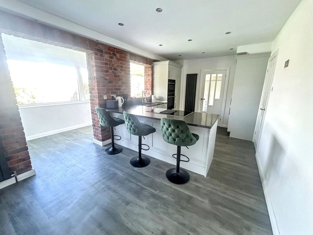 Property image 1 of 22