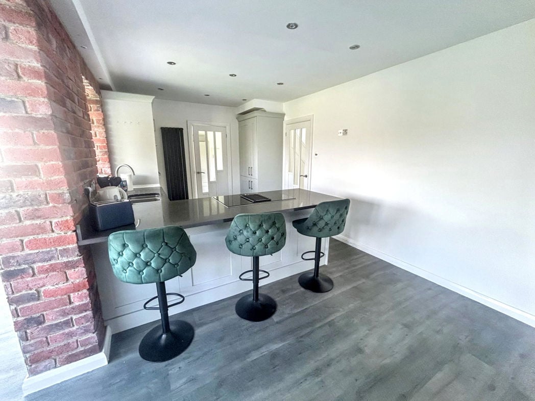 Property image 5 of 22