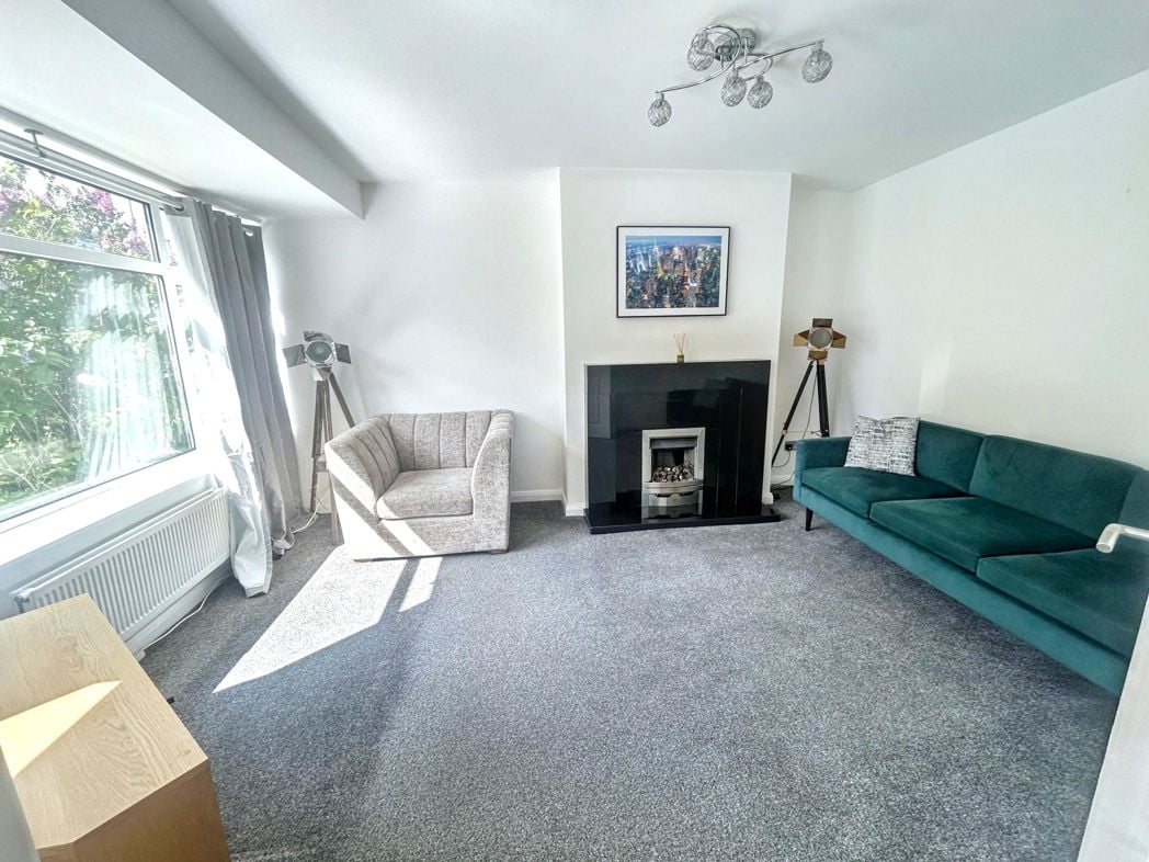 Property image 9 of 22