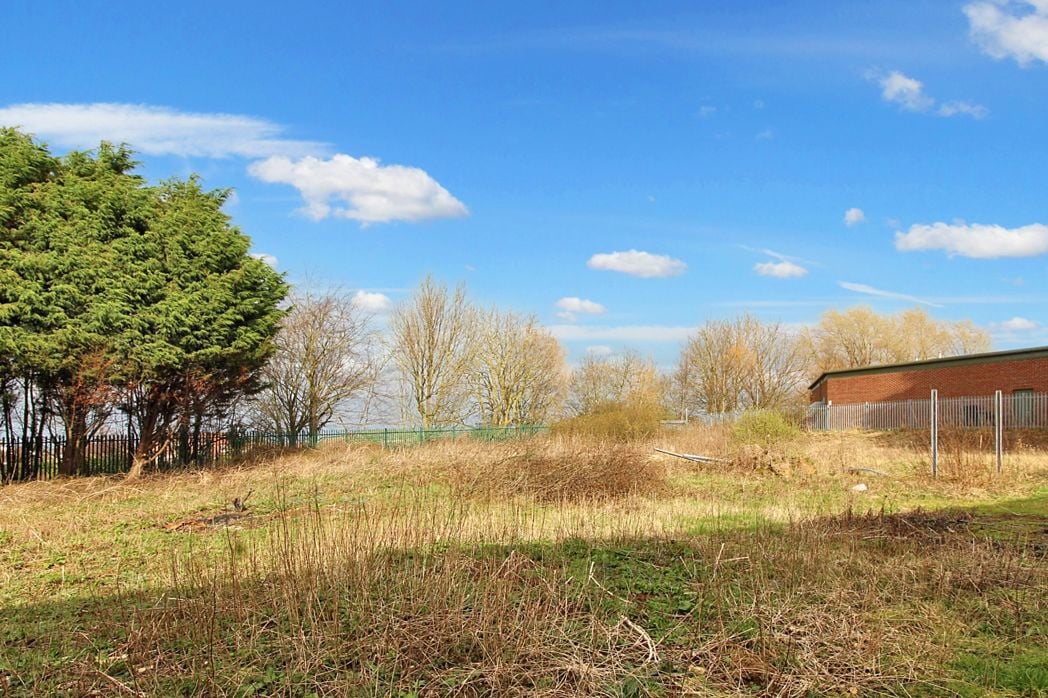 Property image 12 of 15
