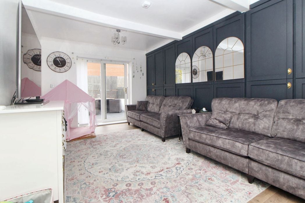 Property image 3 of 15