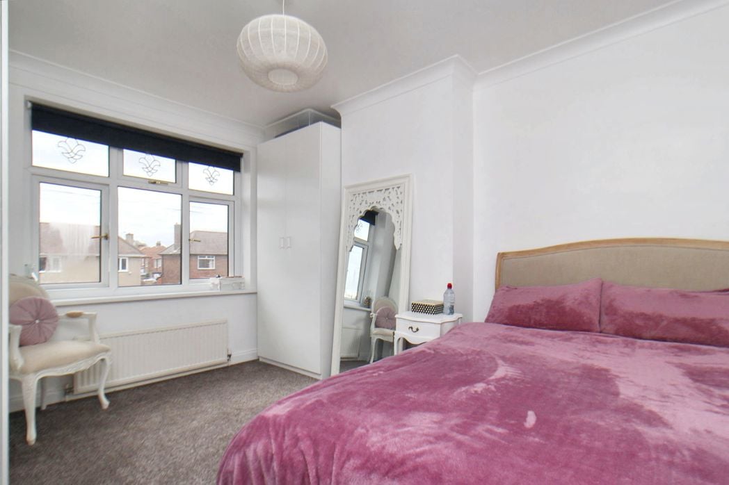 Property image 7 of 15