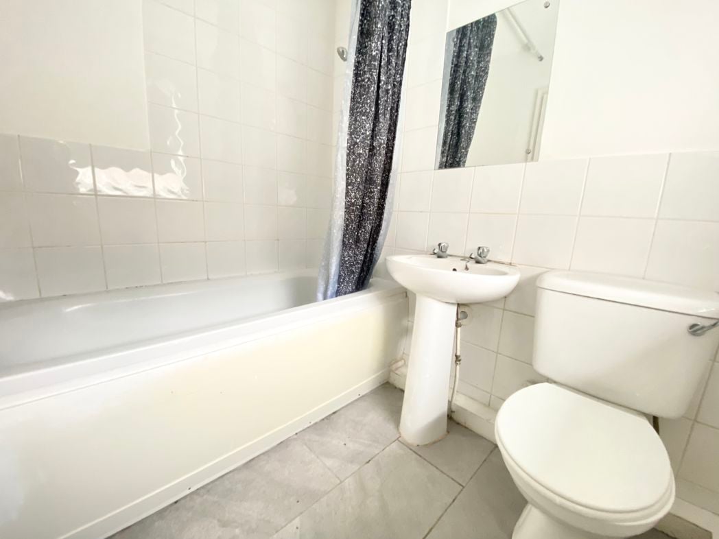 Property image 7 of 7