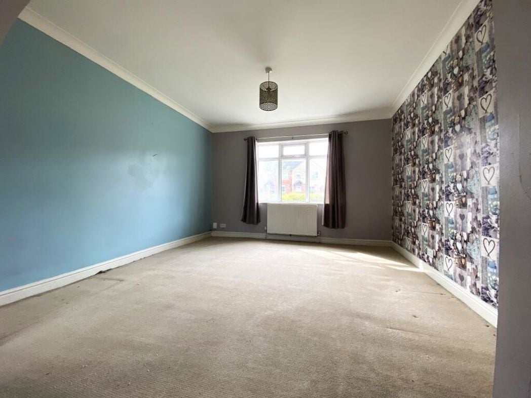 Property image 5 of 15