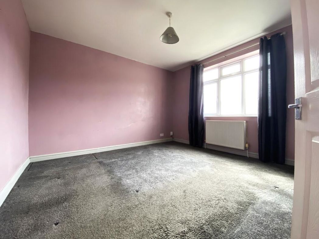 Property image 10 of 15