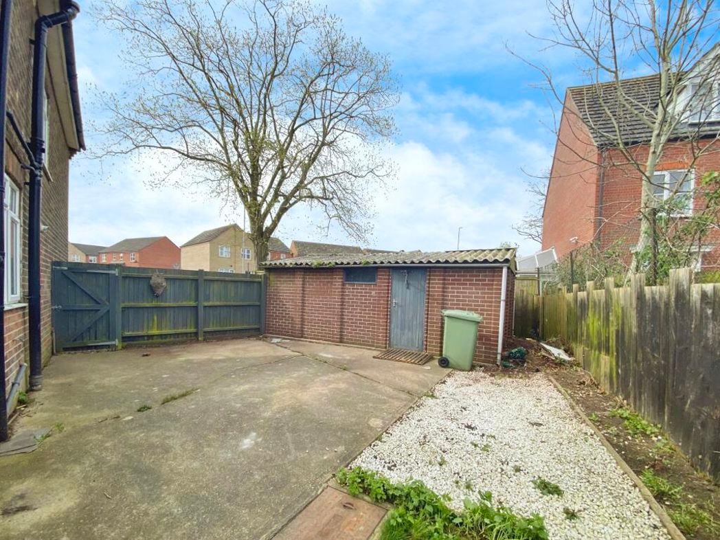 Property image 14 of 15