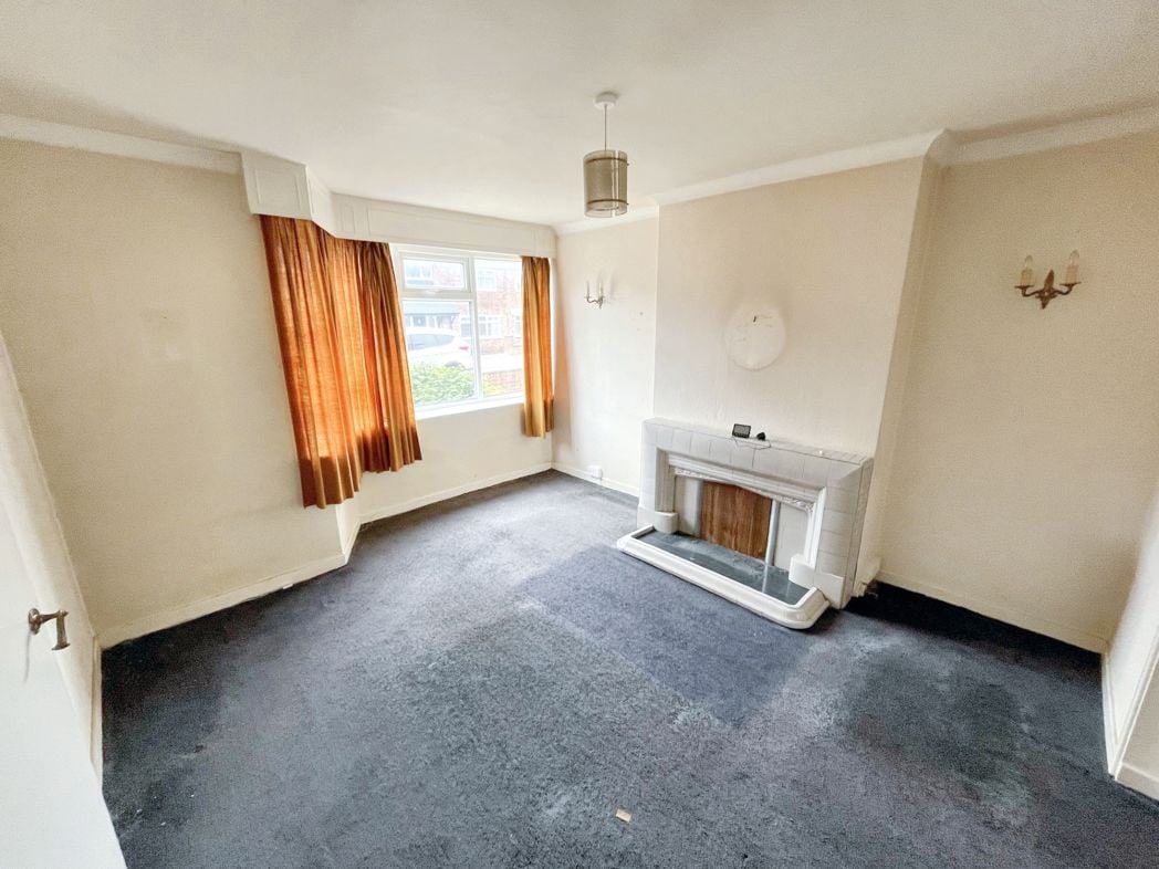 Property image 2 of 12