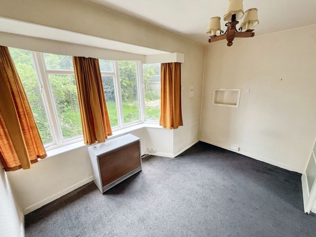 Property image 3 of 12