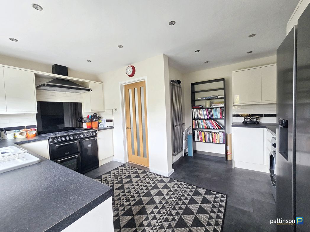 Property image 2 of 25