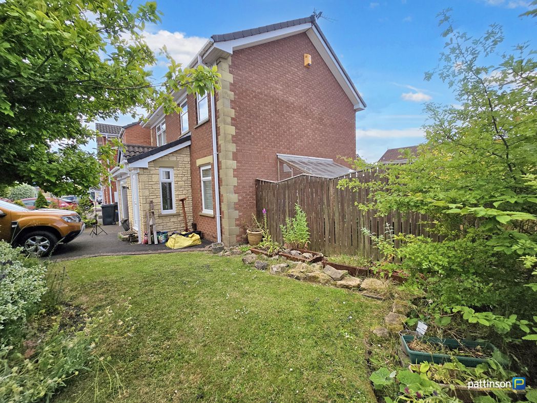 Property image 21 of 25