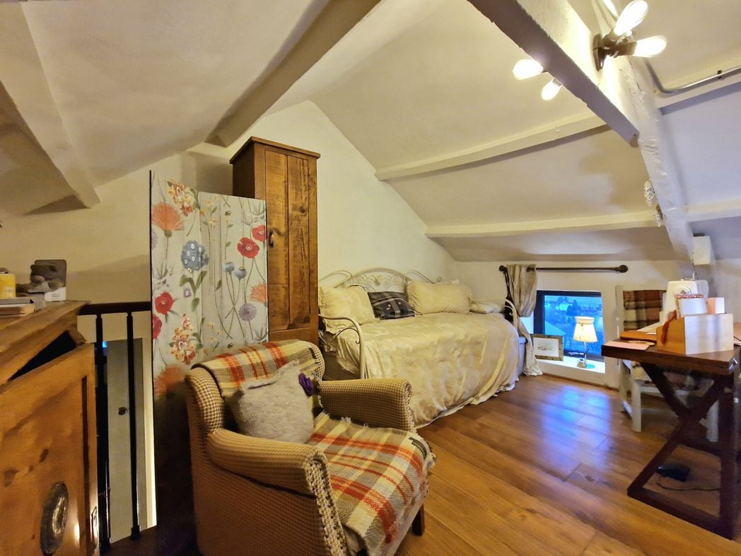 Property image 10 of 22