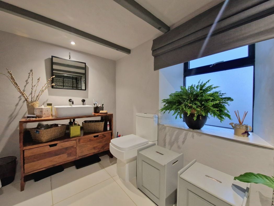 Property image 13 of 22