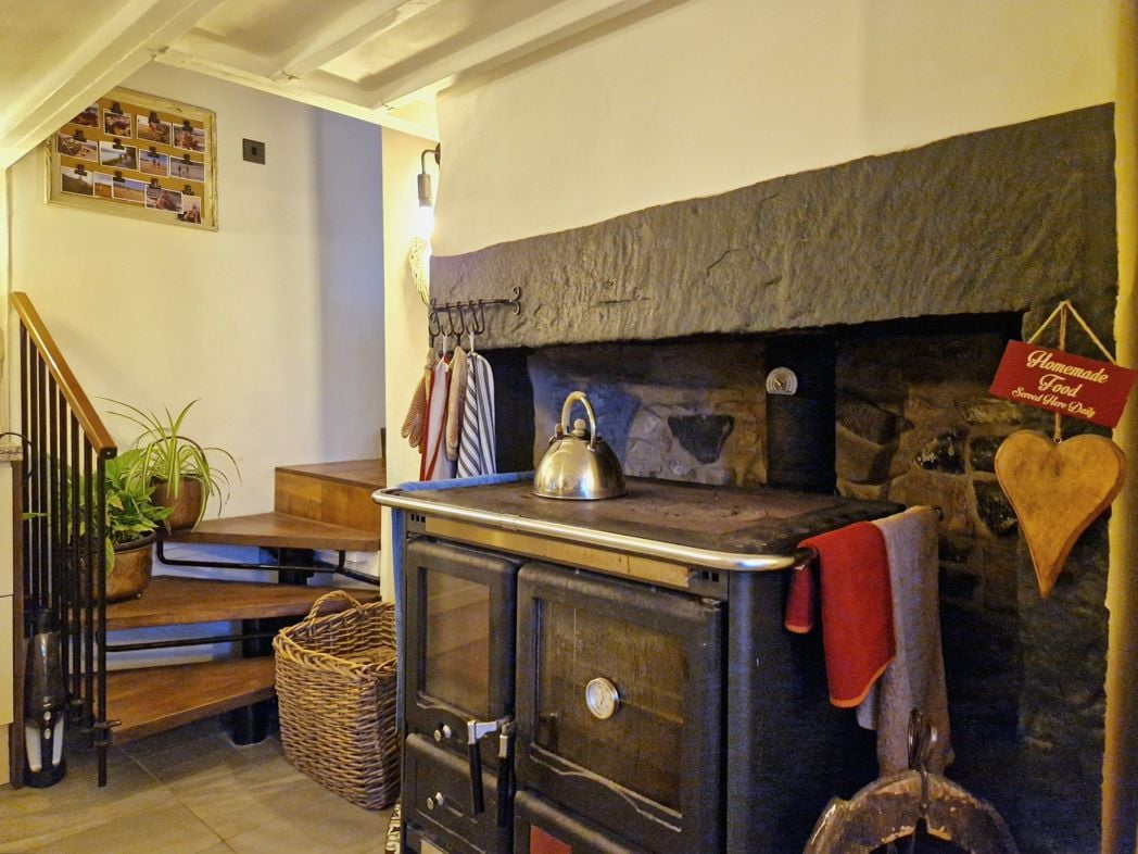 Property image 4 of 22