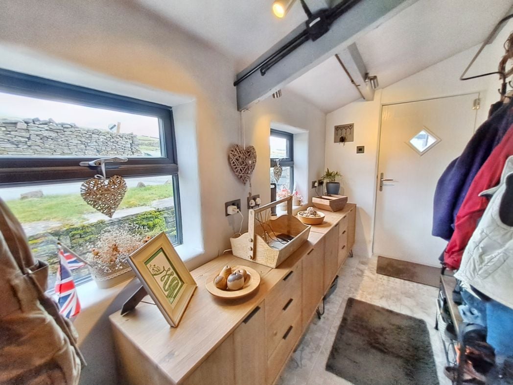 Property image 2 of 22