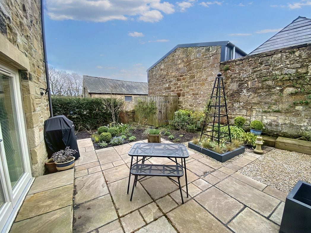 South & East Facing Rear Garden