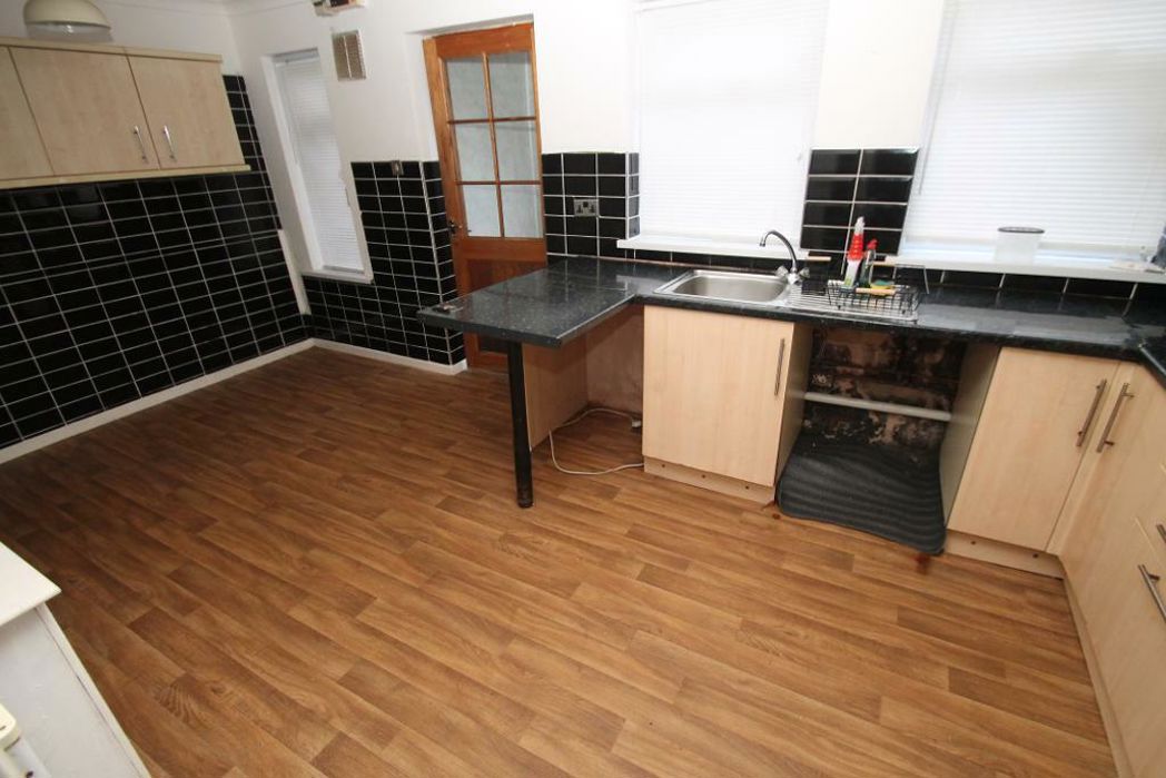 Property image 6 of 16