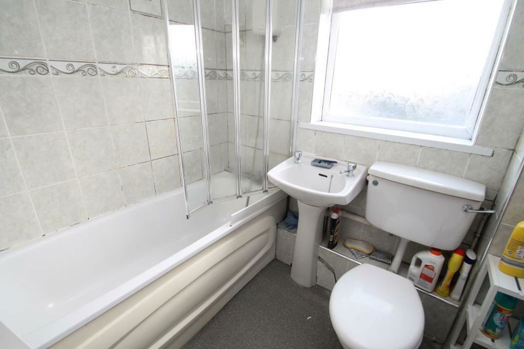 Property image 13 of 16
