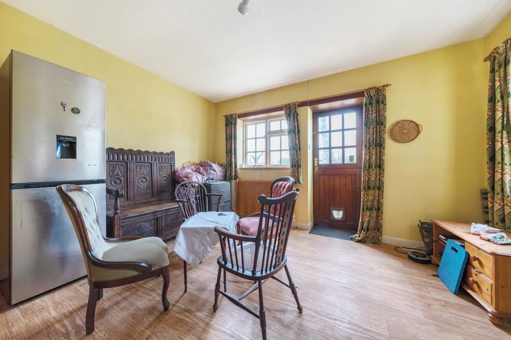 Property image 3 of 12