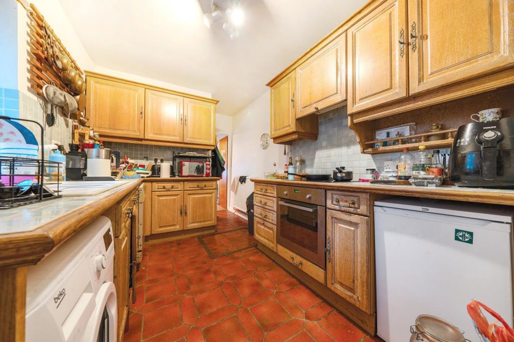 Property image 8 of 12