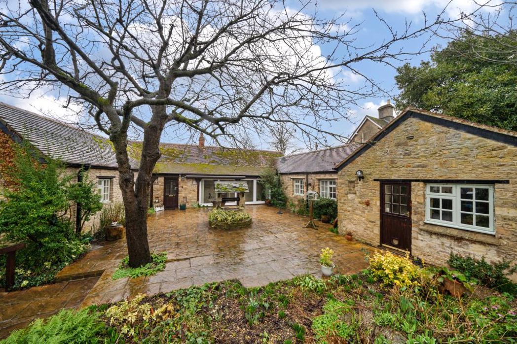 Property image 9 of 12