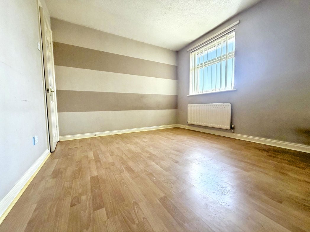 Property image 7 of 12