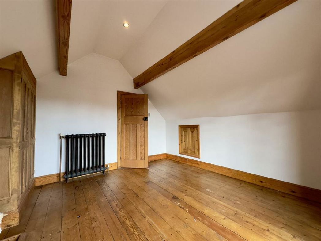 Property image 9 of 14