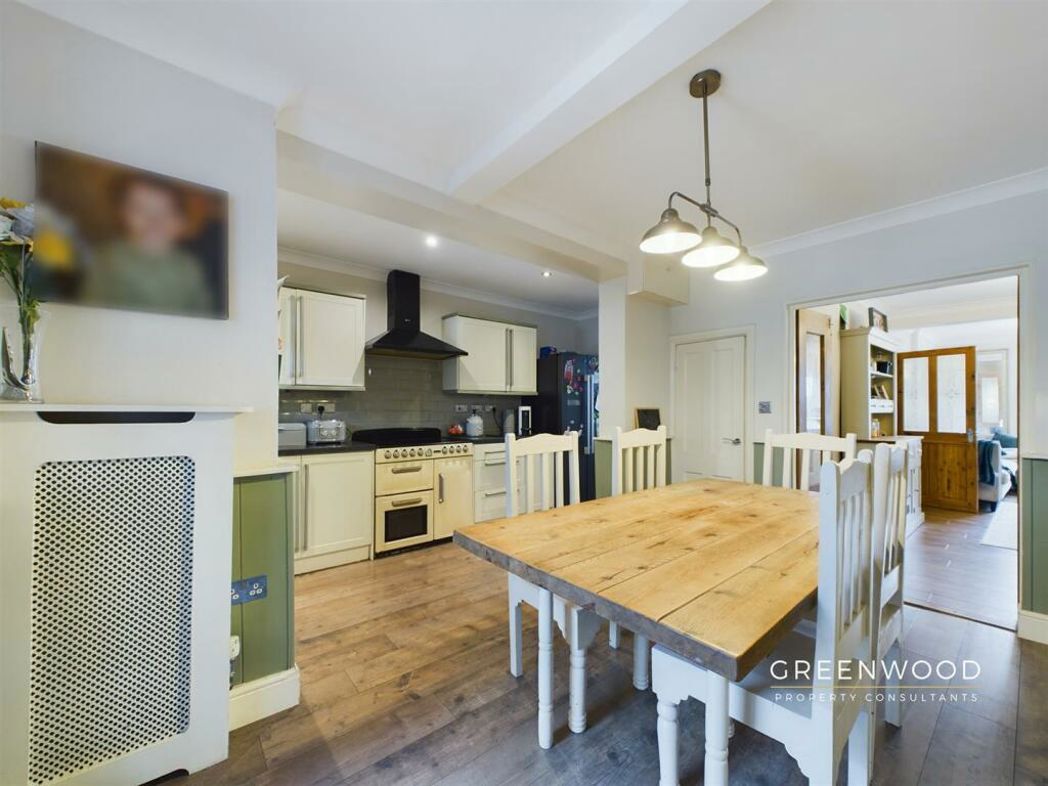 Property image 7 of 27