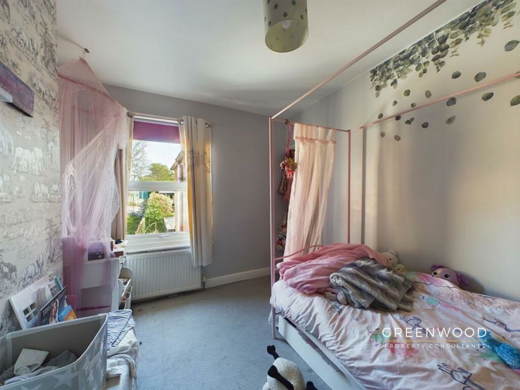 Property image 14 of 27