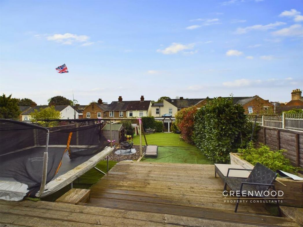 Property image 24 of 27