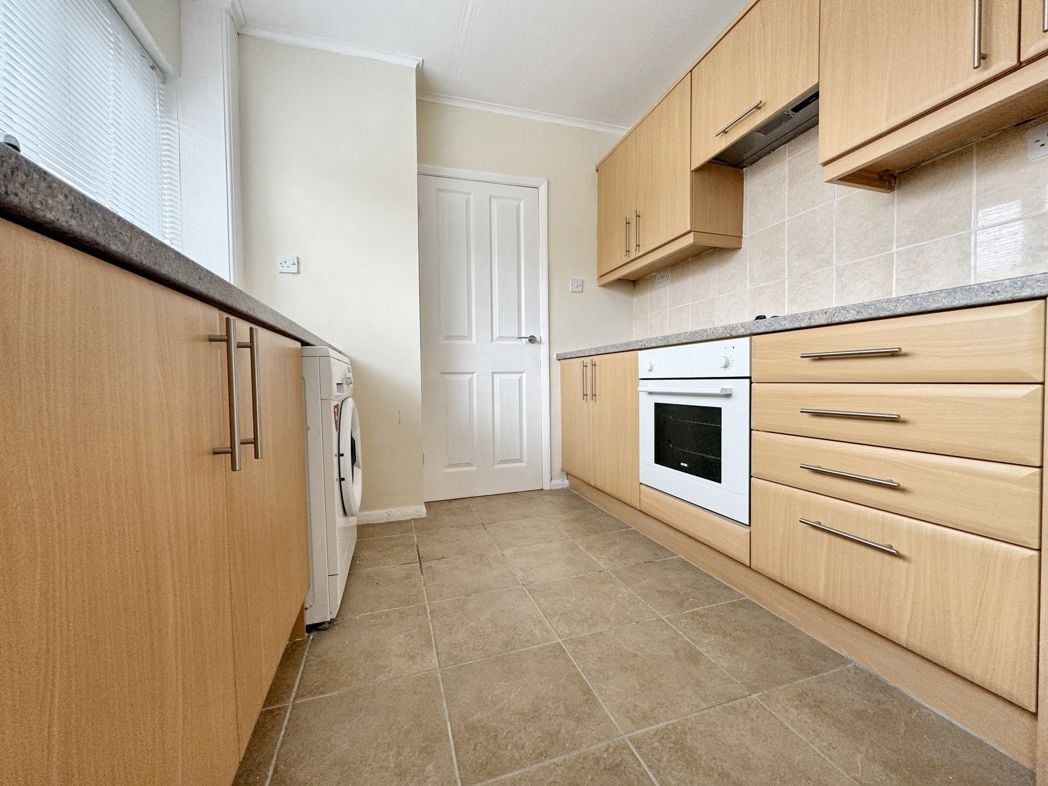 Property image 6 of 19