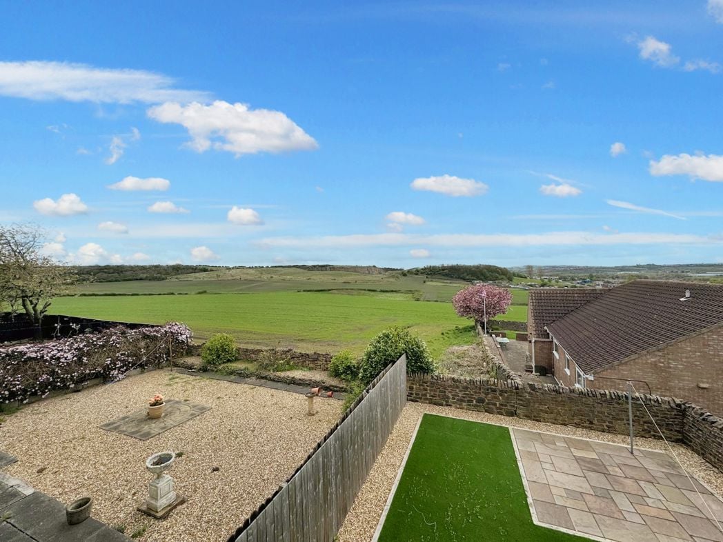 Property image 17 of 19