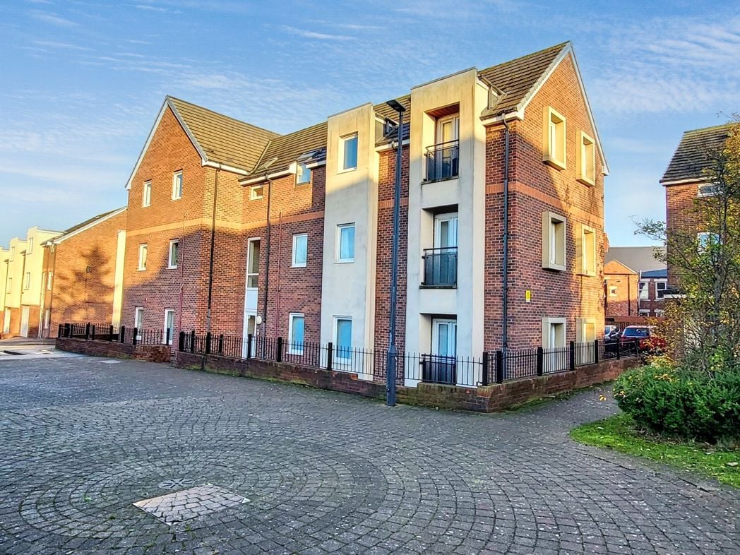 Property image 1 of 14