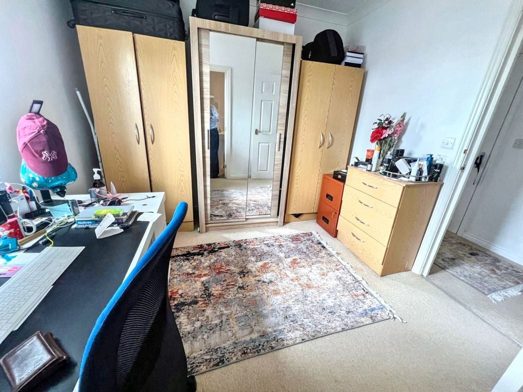 Property image 9 of 14