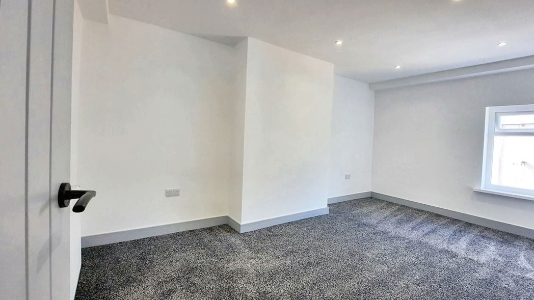 Property image 3 of 10