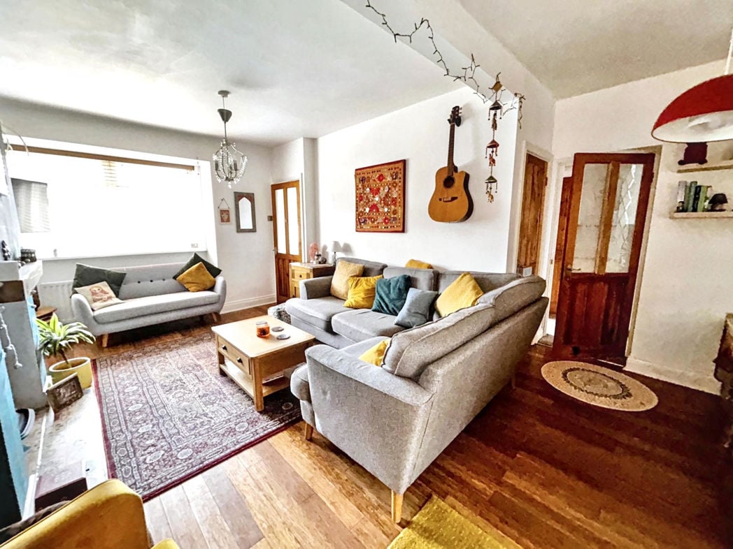 Property image 6 of 21