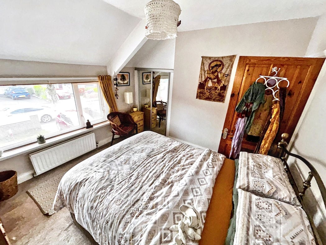 Property image 13 of 21