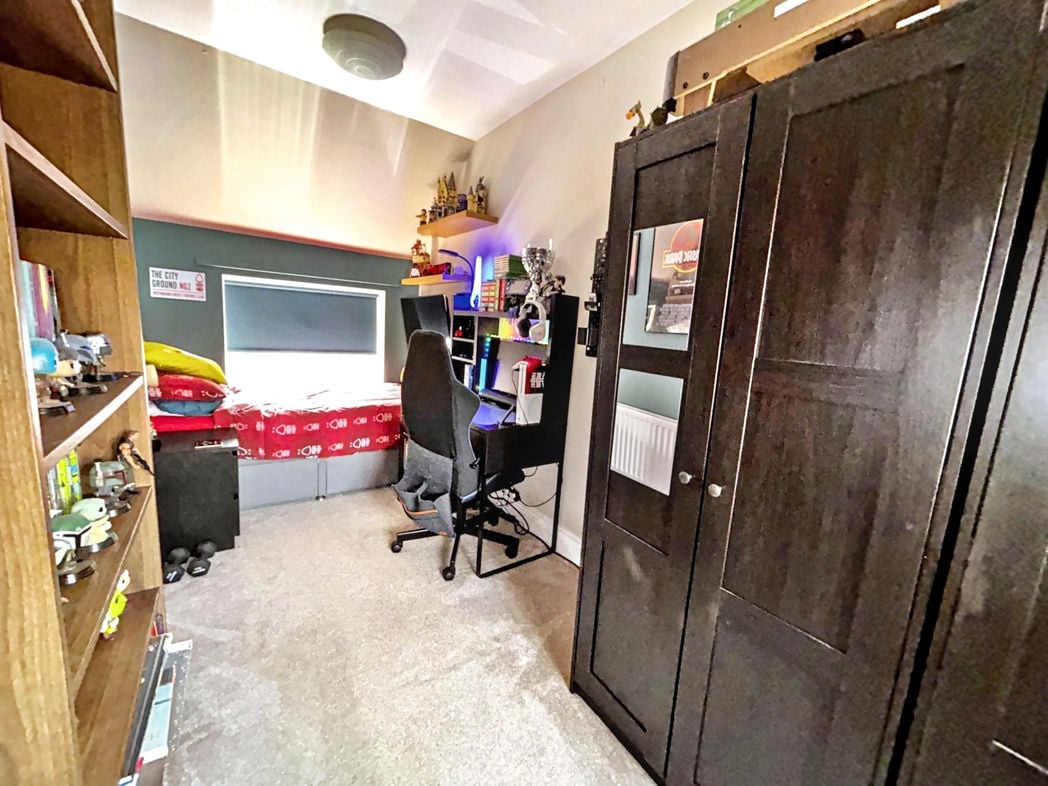 Property image 15 of 21