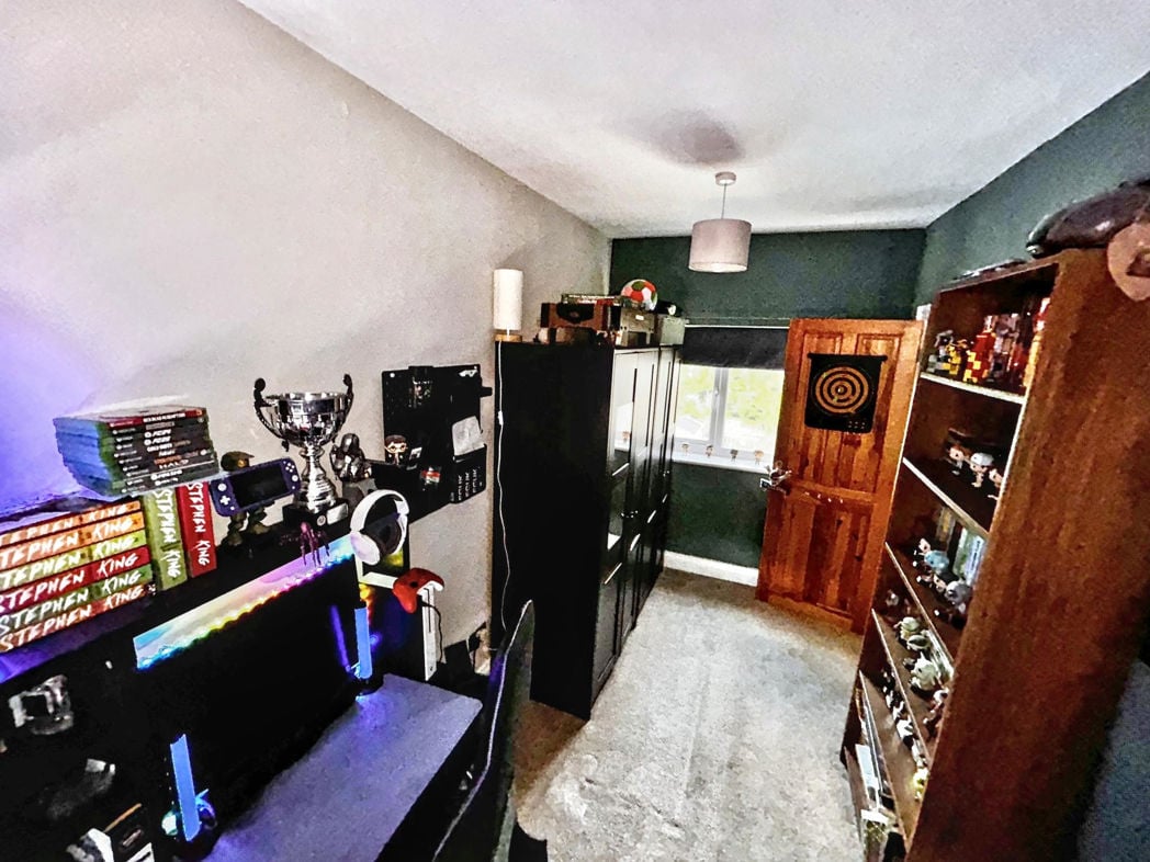 Property image 16 of 21
